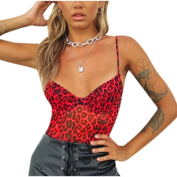 Red leopard sexy crop top - Picture 1 of 3